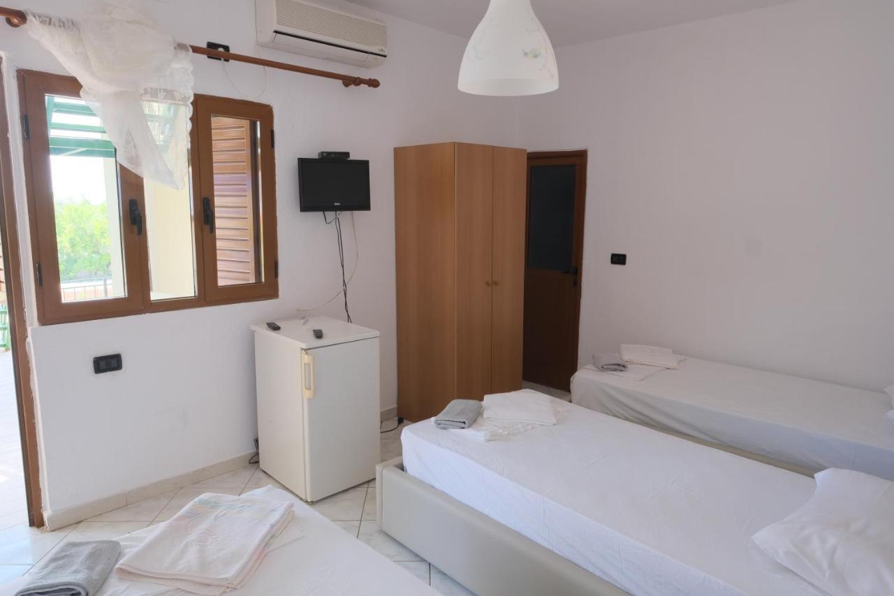 Mehilli Hotel Dhërmi Kültér fotó