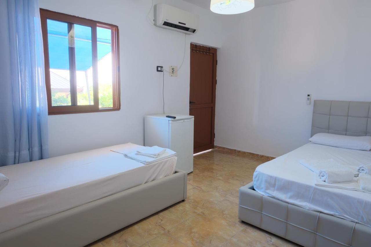 Mehilli Hotel Dhërmi Kültér fotó