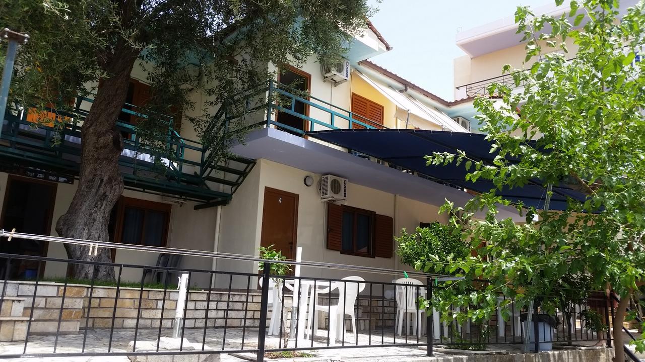 Mehilli Hotel Dhërmi Kültér fotó